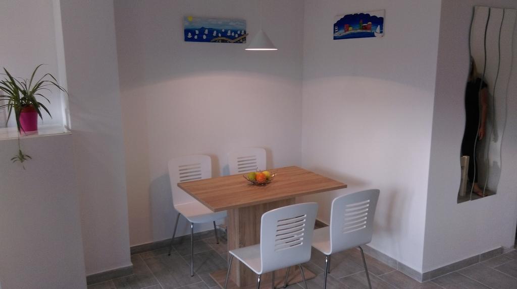 Apartment Julie 4 غييكا المظهر الخارجي الصورة